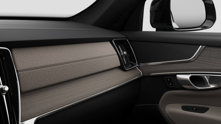 2026 Volvo XC90 PLUG-IN HYBRID Plus 7-Seater (Dark Theme)-8