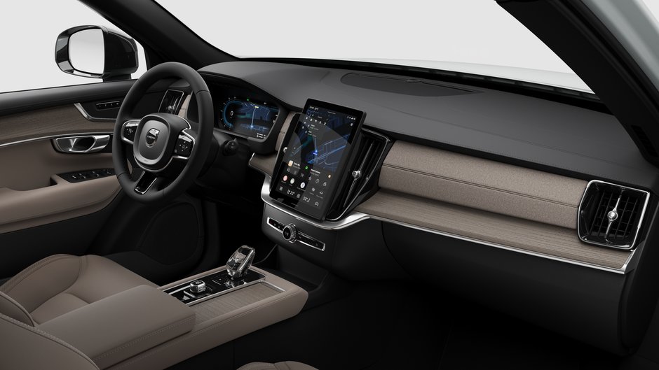 2026 Volvo XC90 PLUG-IN HYBRID Plus 7-Seater (Dark Theme)-9