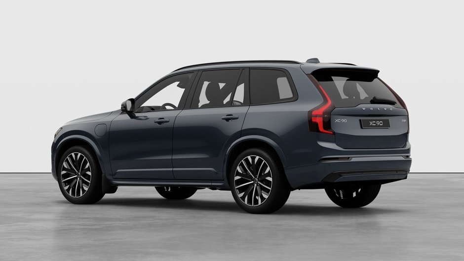 2026 Volvo XC90 Plug-in hybrid Ultra 7-Seater (Dark Theme)-1