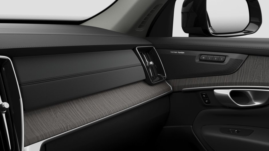 2026 Volvo XC90 Plug-in hybrid Ultra 7-Seater (Dark Theme)-8