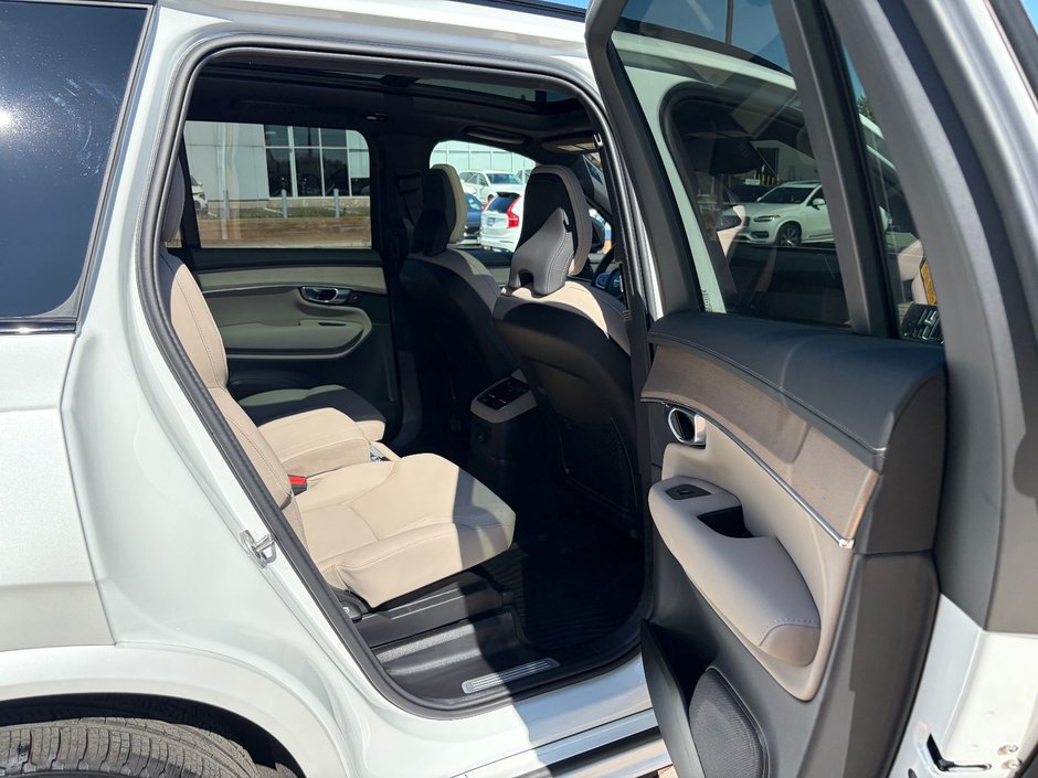 2026 Volvo XC90 PLUG-IN HYBRID PLUS DARK THEME-19