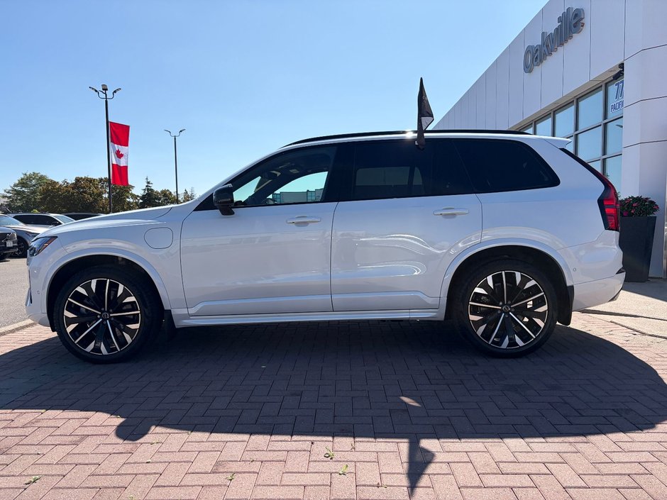 2026 Volvo XC90 PLUG-IN HYBRID PLUS DARK THEME-9