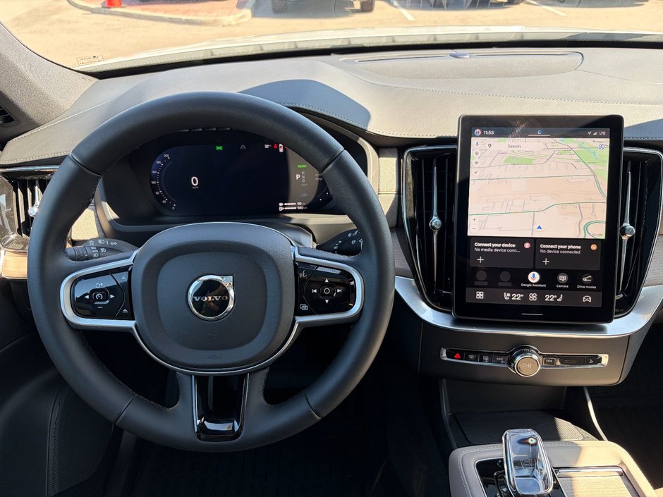 2026 Volvo XC90 PLUG-IN HYBRID PLUS DARK THEME-27