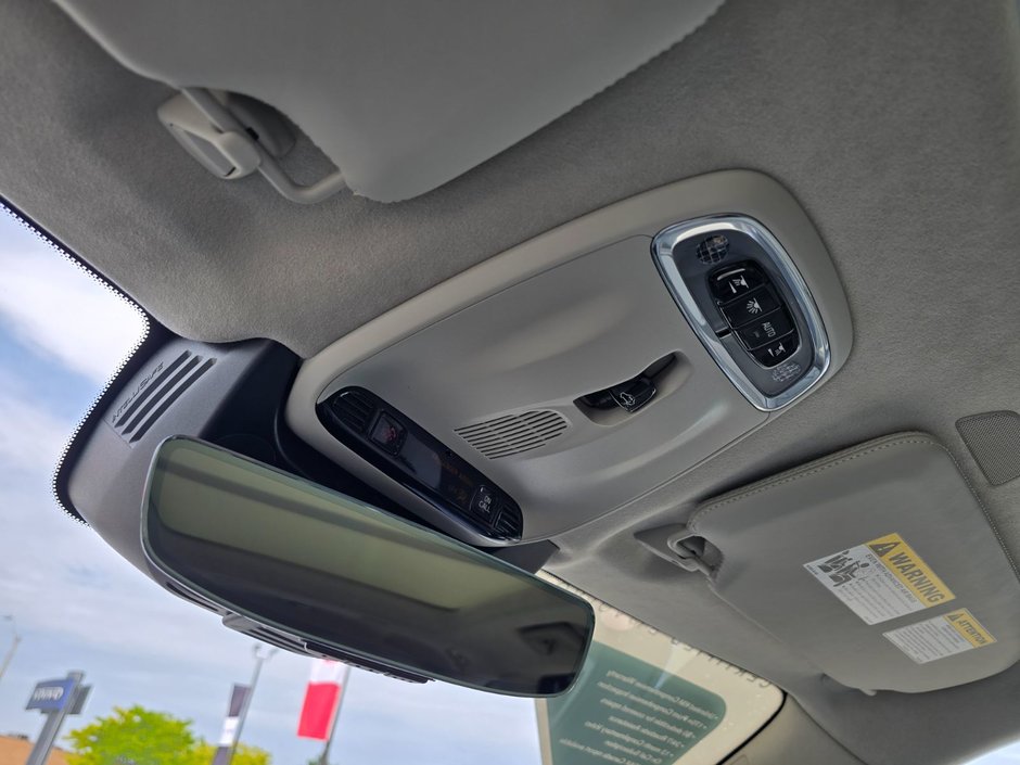 2022 Volvo XC90 RECHARGE INSCRIPTION-28