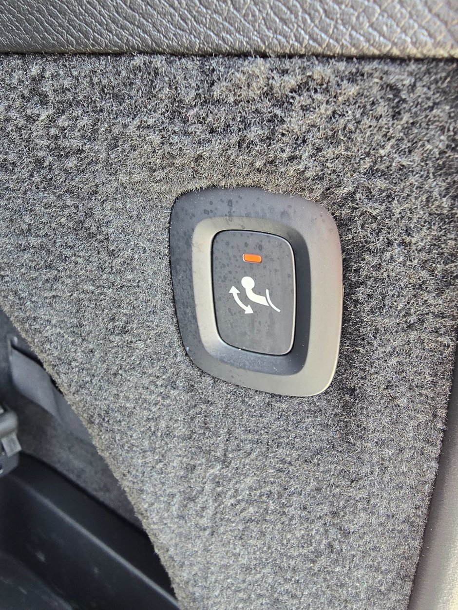 2022 Volvo XC90 RECHARGE INSCRIPTION-18