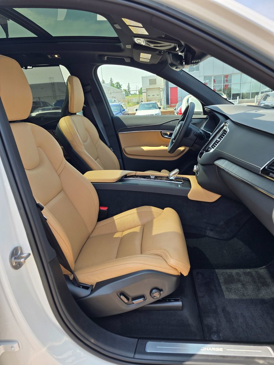2022 Volvo XC90 RECHARGE INSCRIPTION-26