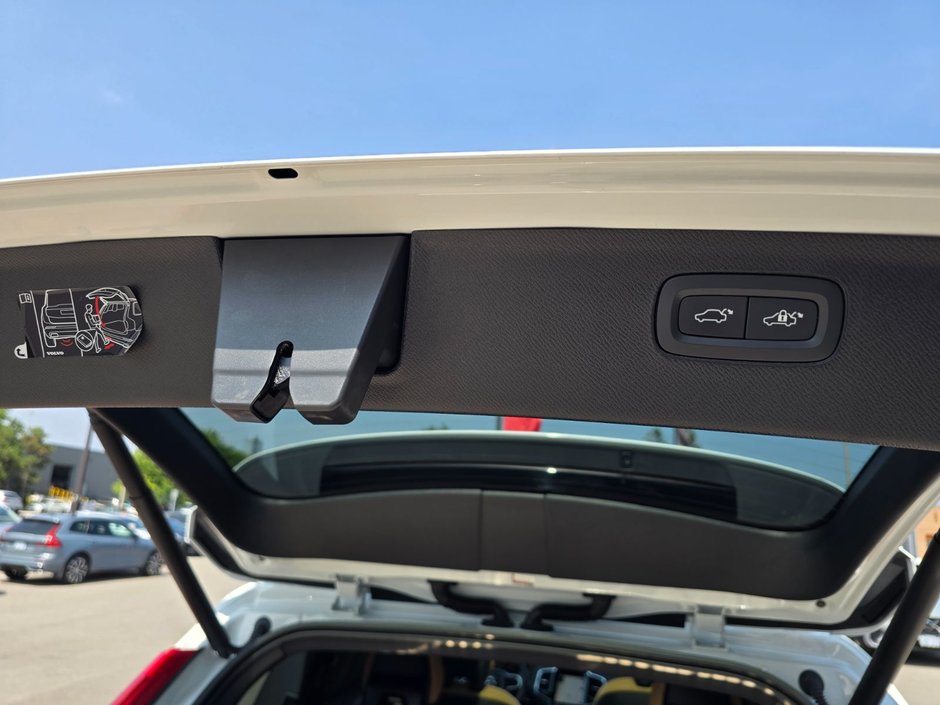 2022 Volvo XC90 RECHARGE INSCRIPTION-19