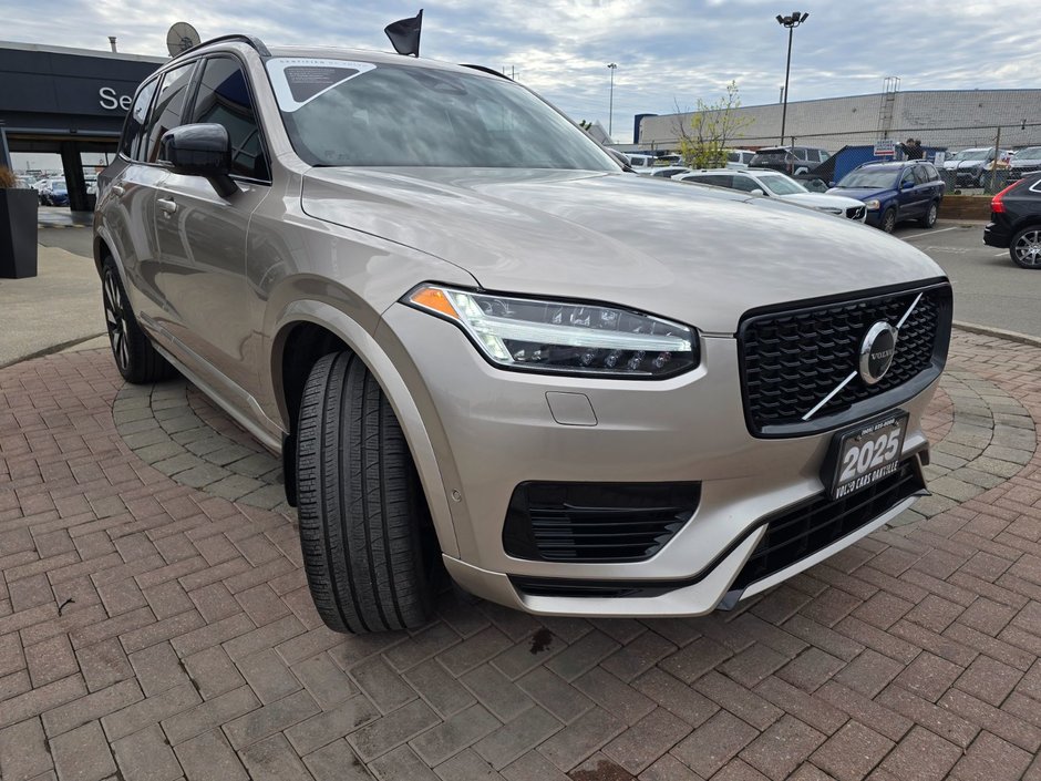 2023 Volvo XC90 RECHARGE ULTIMATE DARK THEME-5