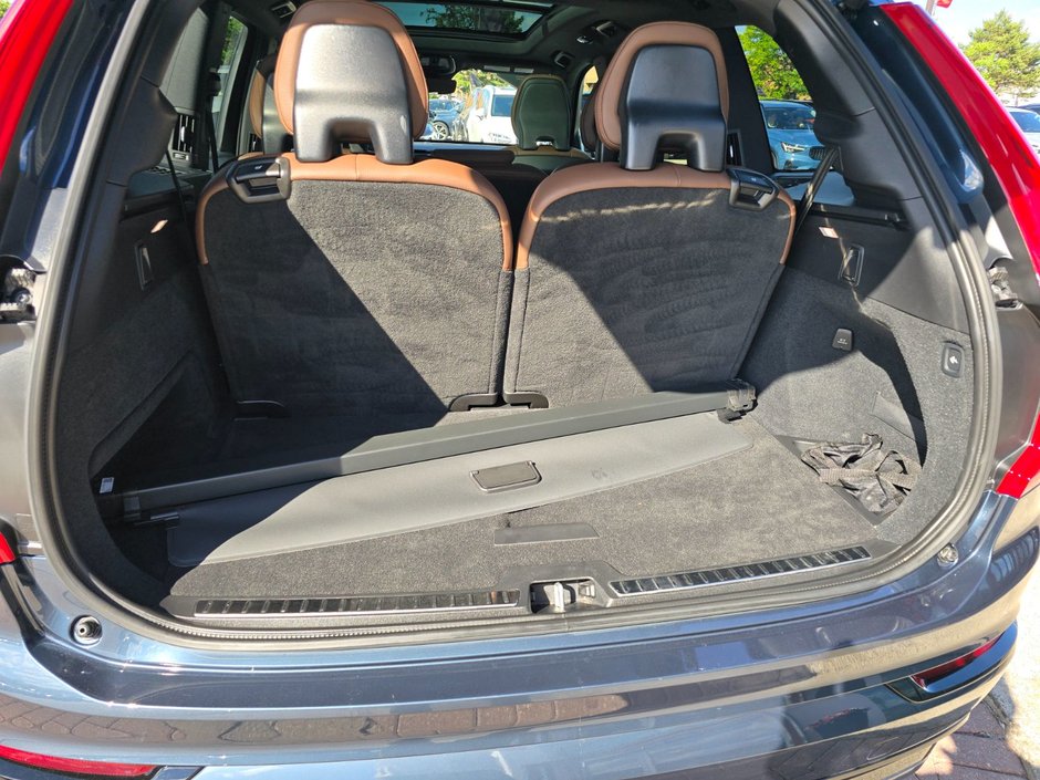 2023 Volvo XC90 RECHARGE PLUS DARK THEME-18