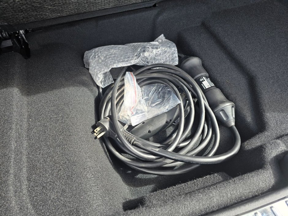 2024 Volvo XC90 RECHARGE ULTIMATE BRIGHT THEME-12