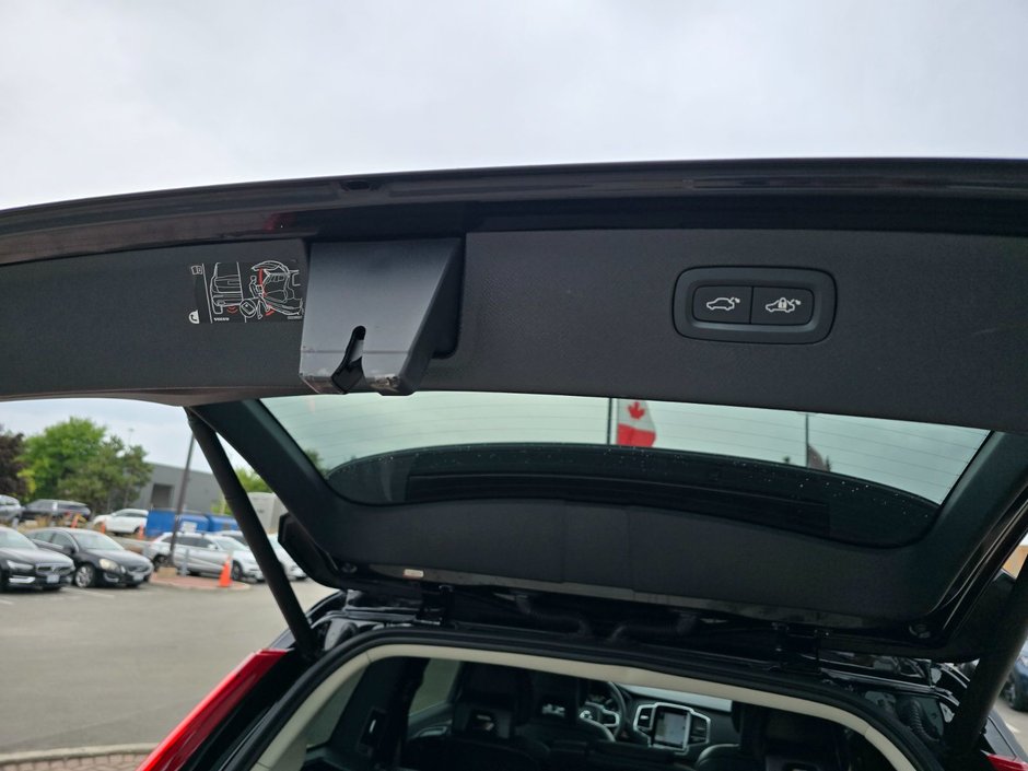 2021 Volvo XC90 INSCRIPTION EXPRESSION-18