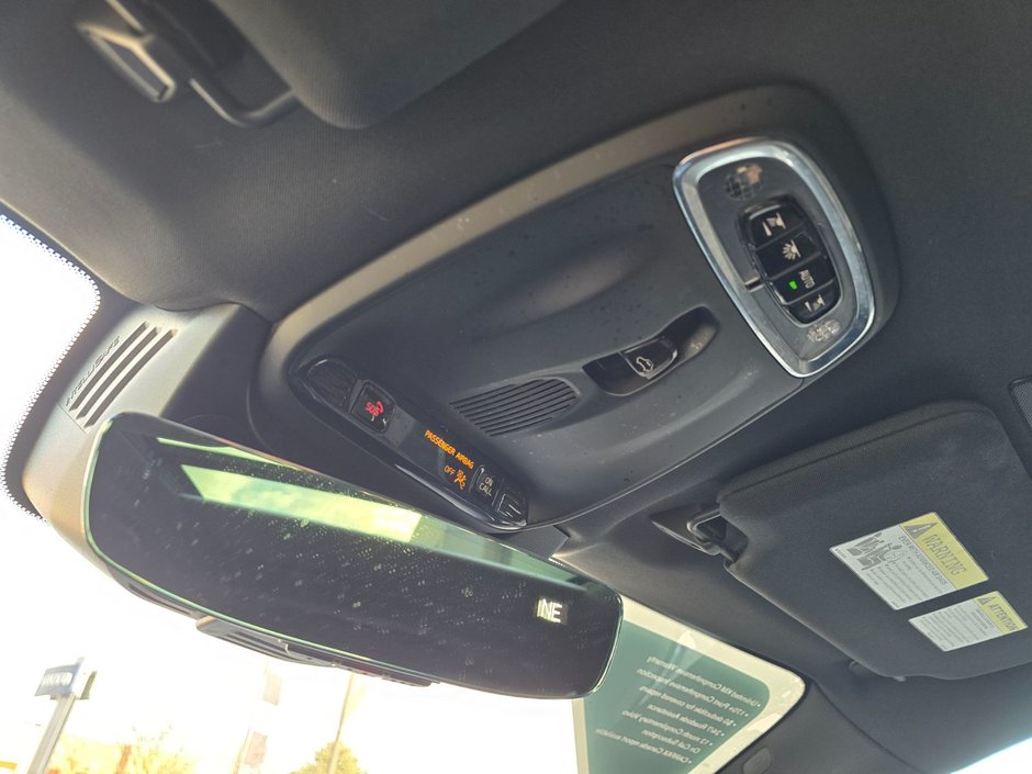 2021 Volvo XC90 R-DESIGN-25