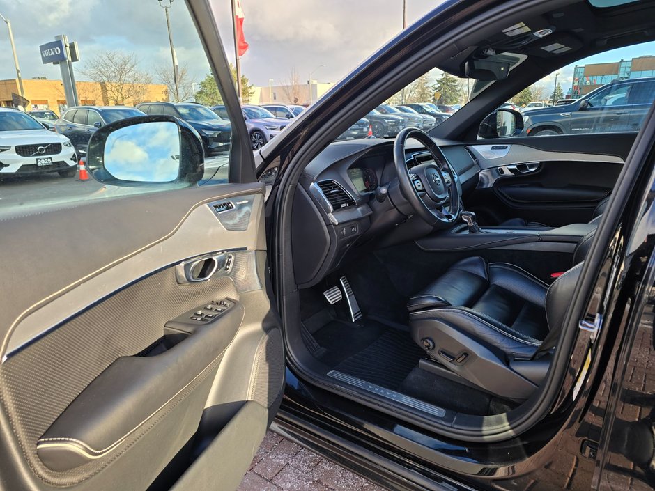 2021 Volvo XC90 R-DESIGN-12