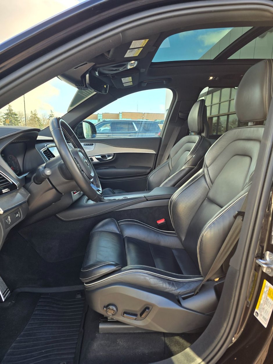 2021 Volvo XC90 R-DESIGN-24