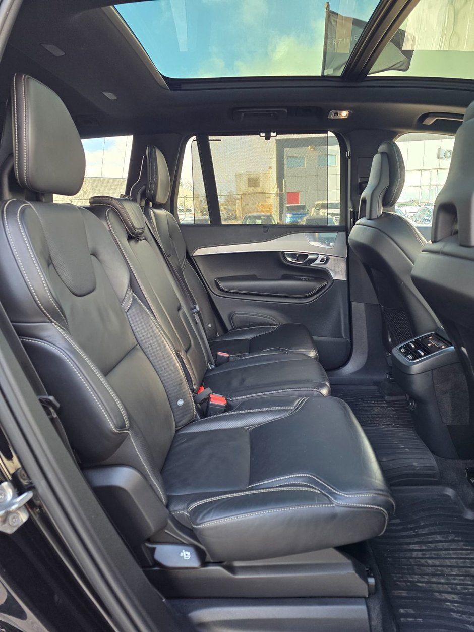 2021 Volvo XC90 R-DESIGN-19