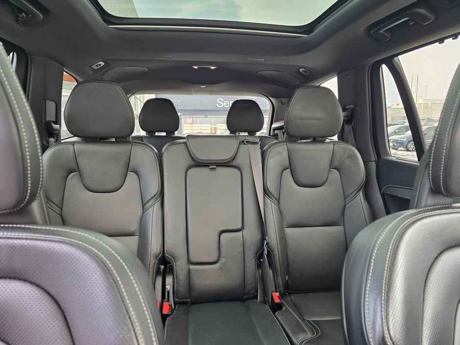2022 Volvo XC90 R-DESIGN-8