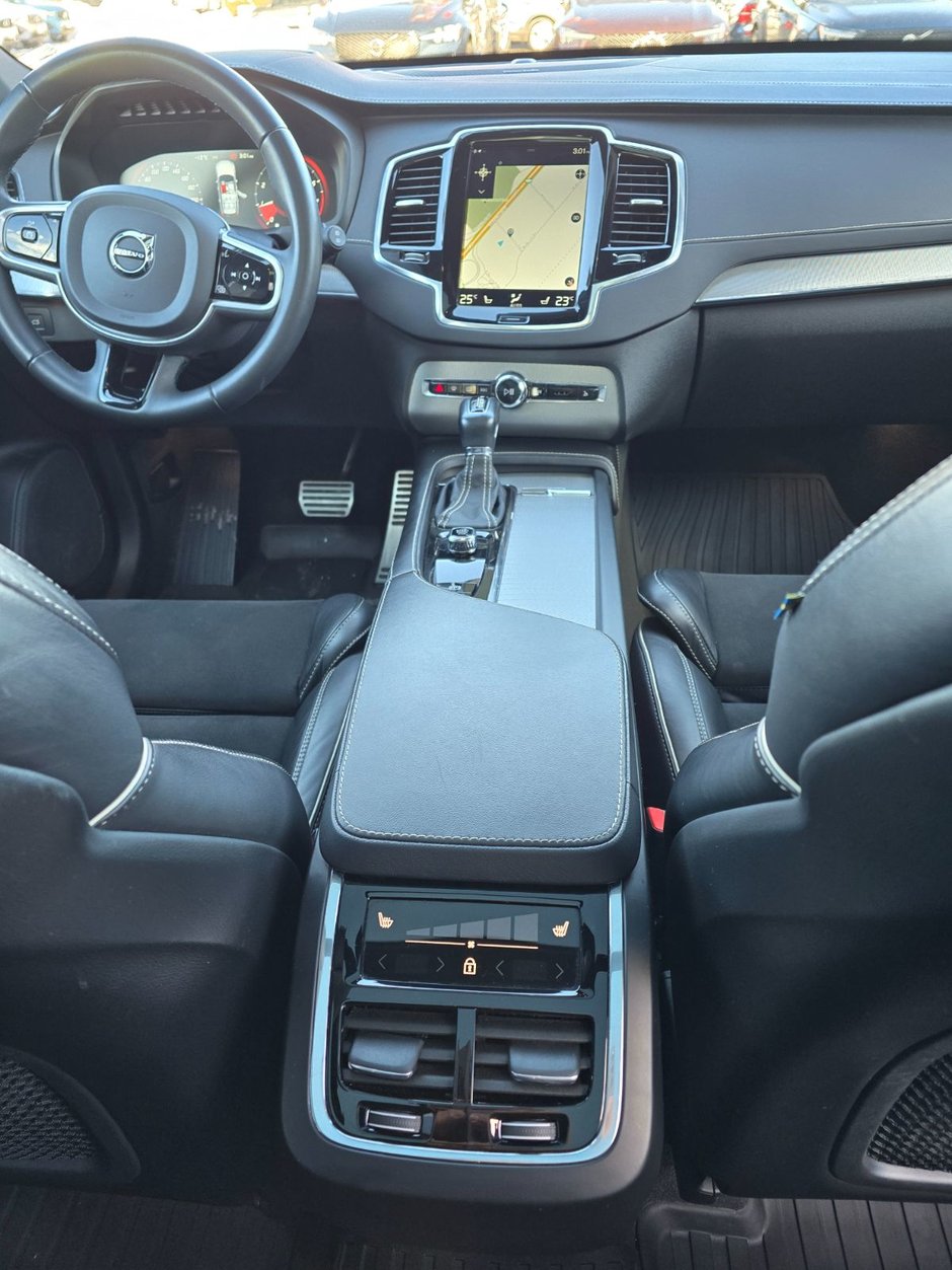 2022 Volvo XC90 R-DESIGN-22