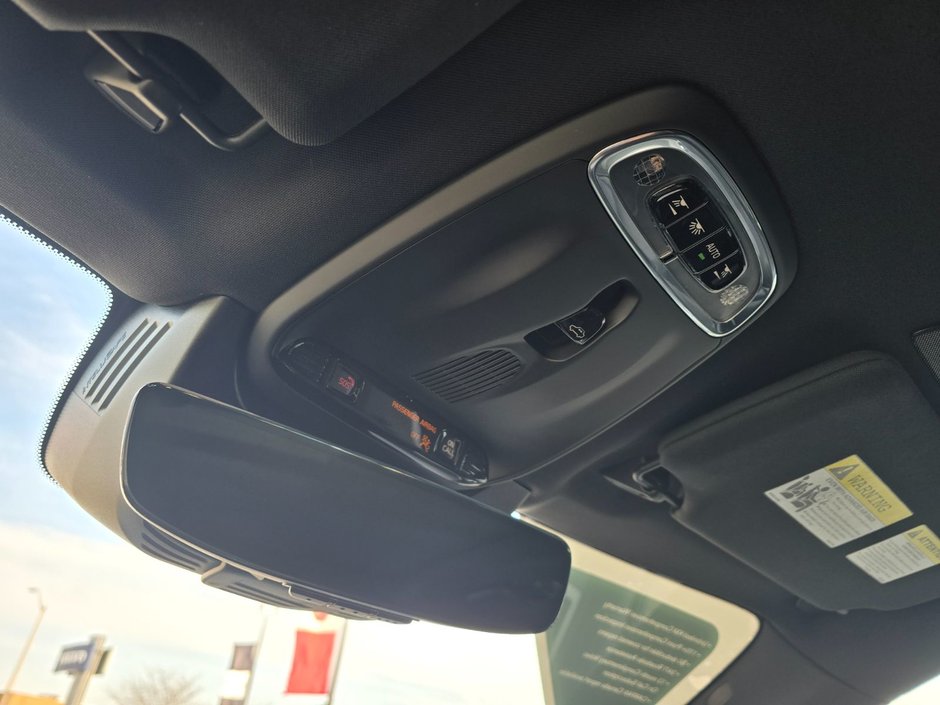 2022 Volvo XC90 R-DESIGN-27