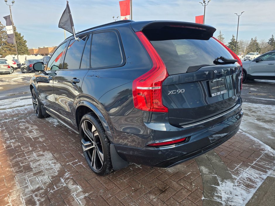 2022 Volvo XC90 R-DESIGN-11