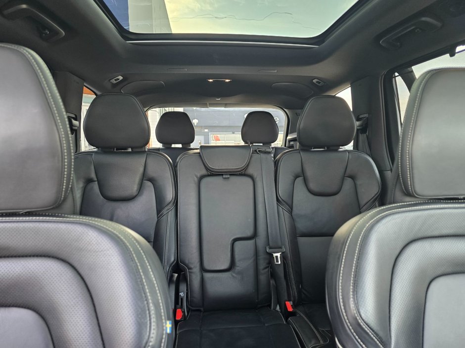 2022 Volvo XC90 R-DESIGN-8