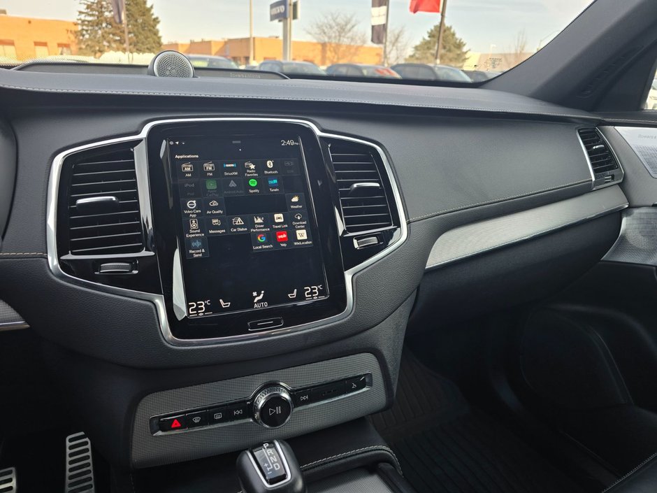 2022 Volvo XC90 R-DESIGN-29