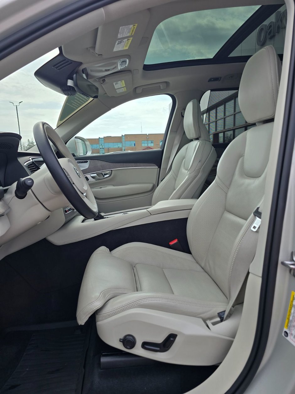 2022 Volvo XC90 INSCRIPTION-25