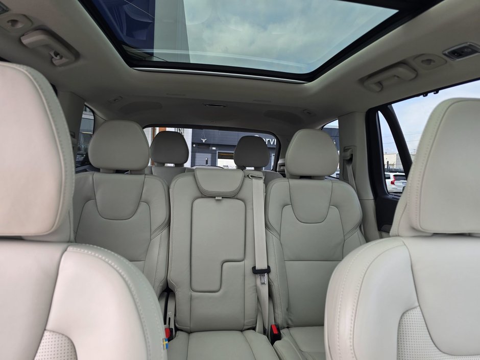 2022 Volvo XC90 INSCRIPTION-8