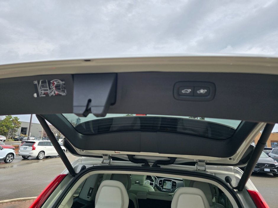2022 Volvo XC90 INSCRIPTION-16