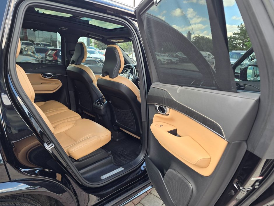 2022 Volvo XC90 INSCRIPTION-18
