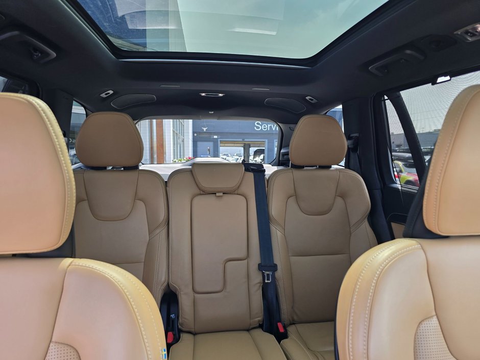 2022 Volvo XC90 INSCRIPTION-8