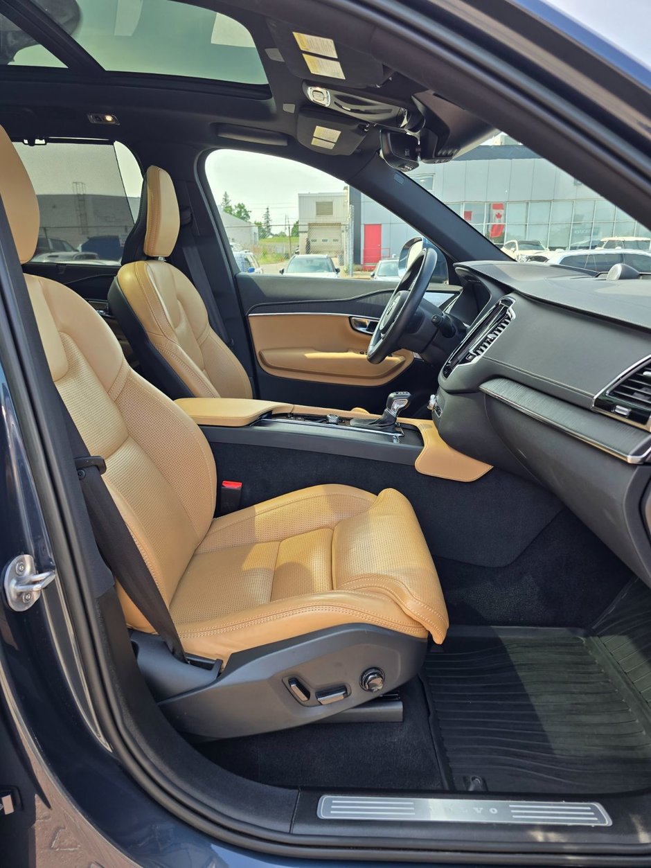 2022 Volvo XC90 INSCRIPTION-25