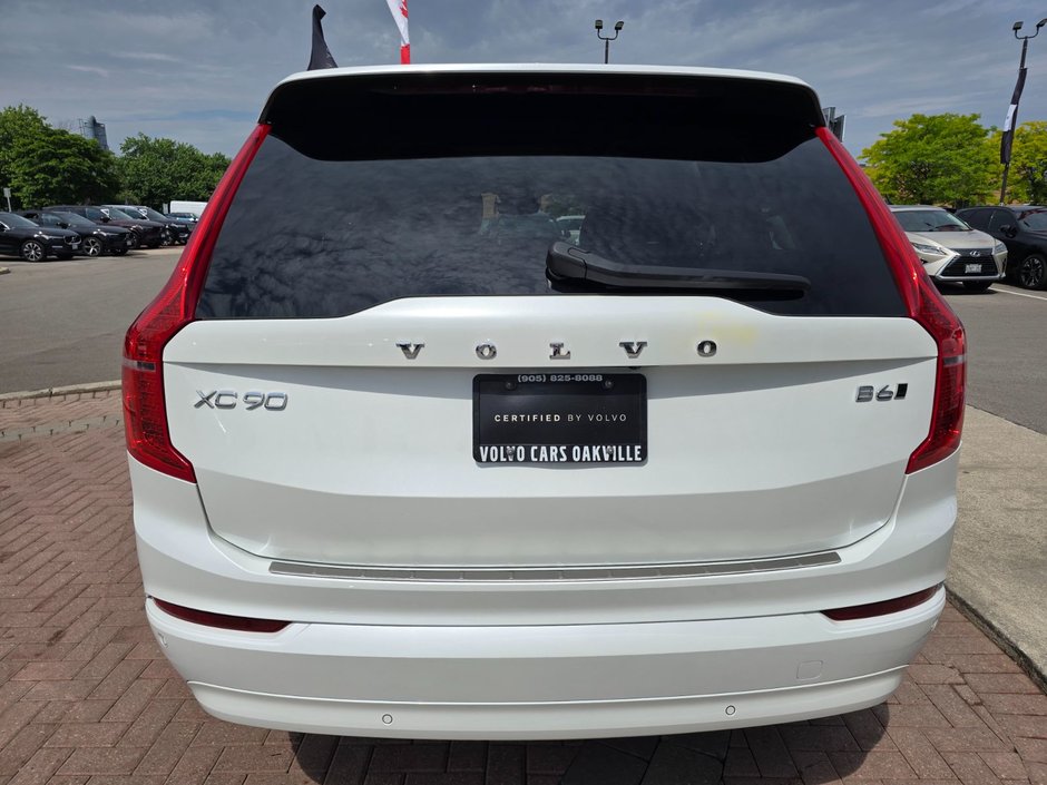 2023 Volvo XC90 CORE-13