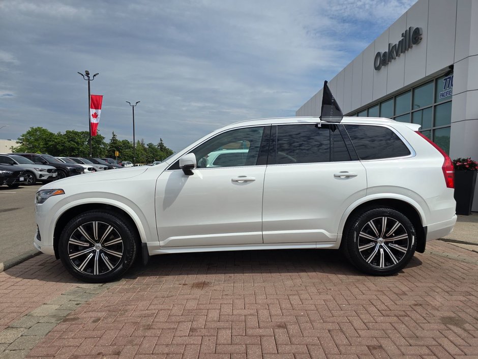 2023 Volvo XC90 CORE-9