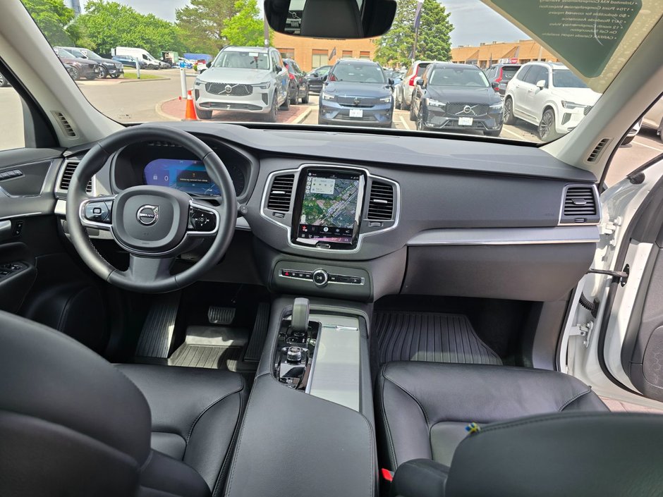 2023 Volvo XC90 CORE-4