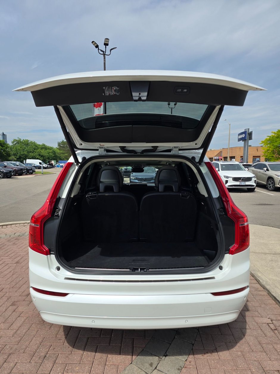2023 Volvo XC90 CORE-15