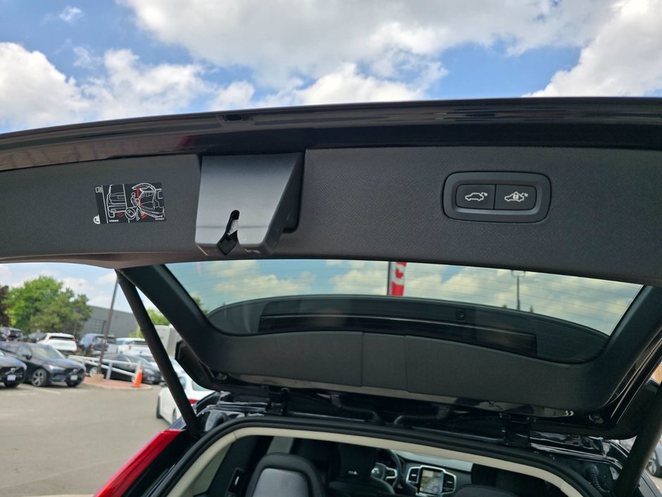 2024 Volvo XC90 PLUS BRIGHT THEME-18