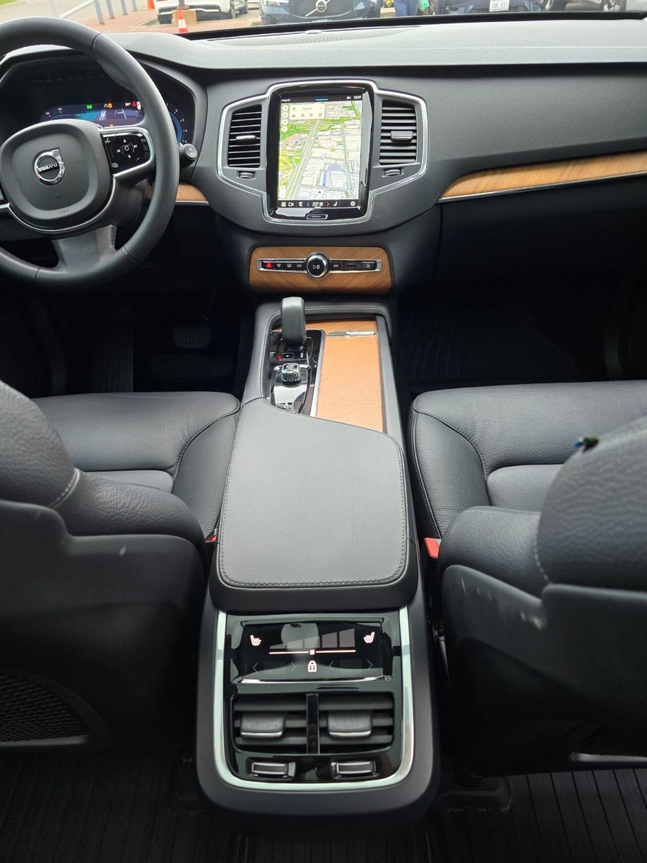 2024 Volvo XC90 CORE BRIGHT THEME-19