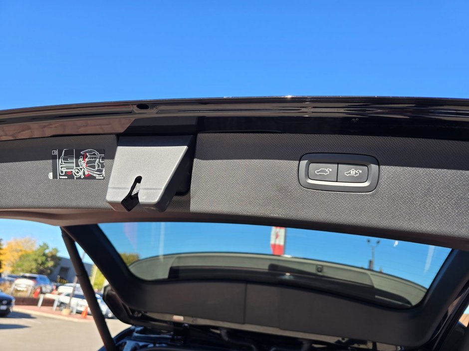 2024 Volvo XC90 PLUS BRIGHT THEME-18