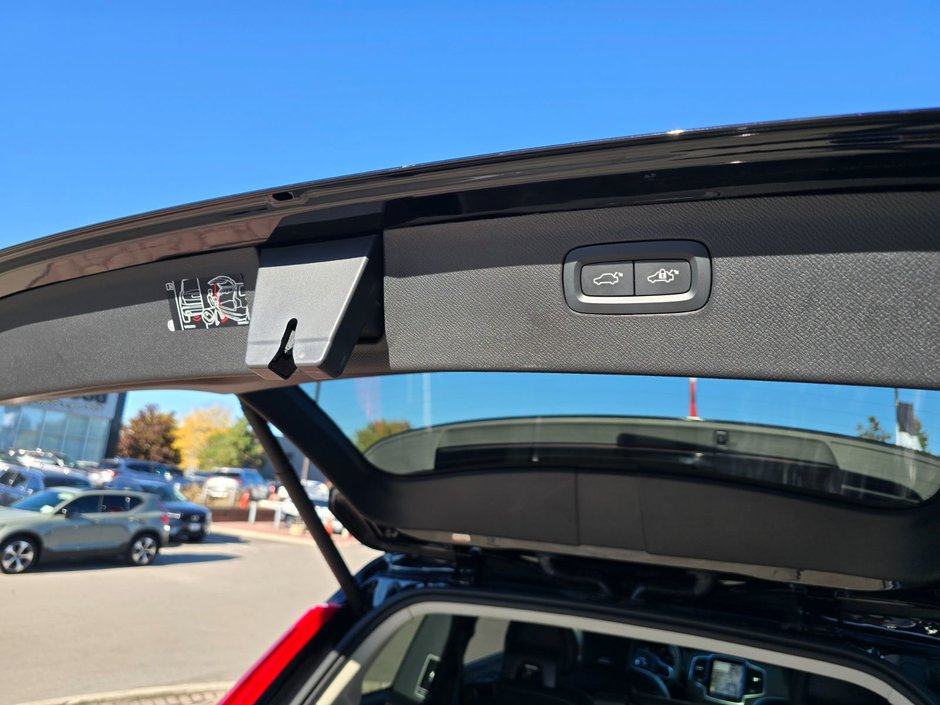 2024 Volvo XC90 PLUS BRIGHT THEME-16
