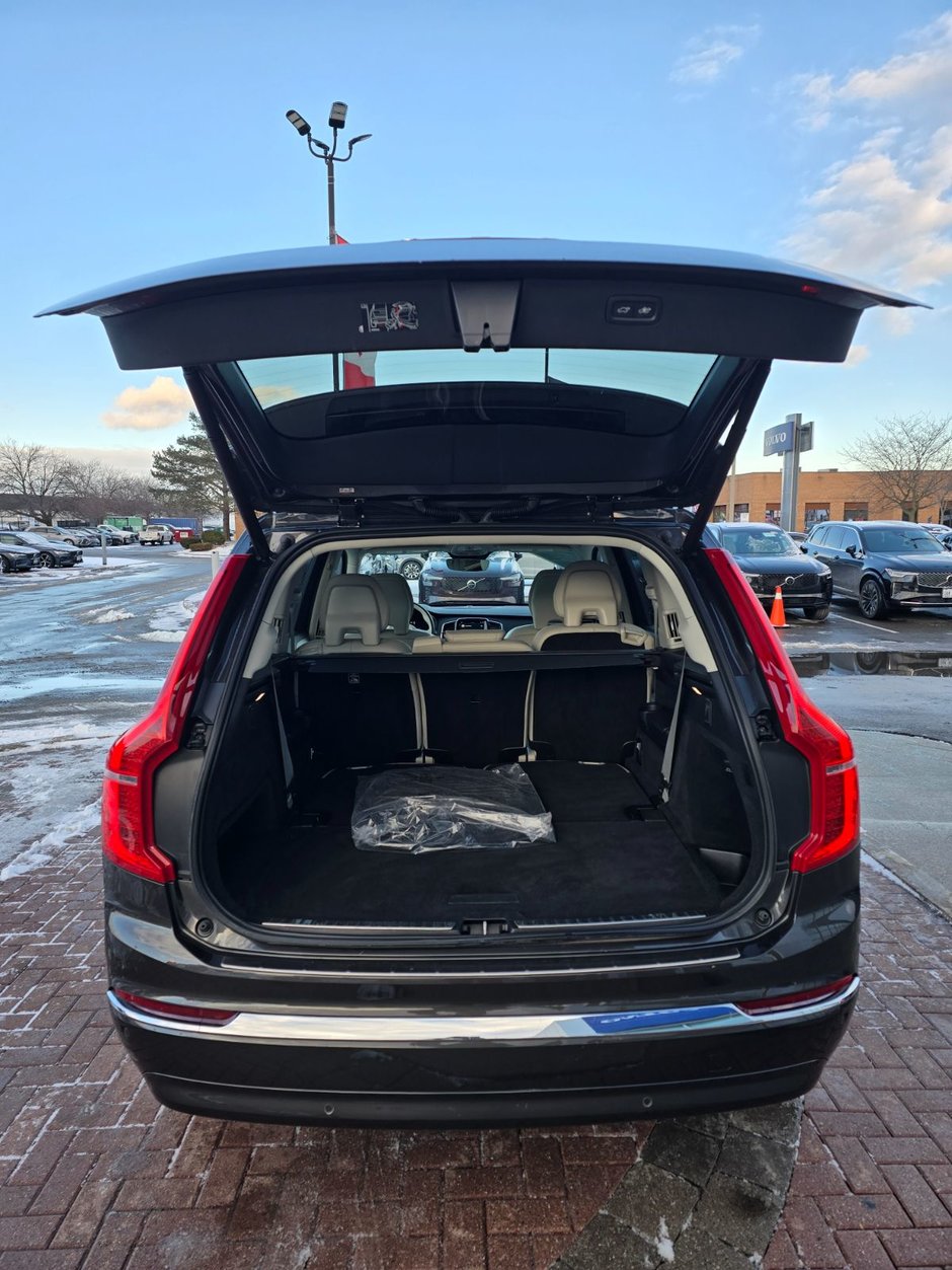 2024 Volvo XC90 PLUS BRIGHT THEME-17