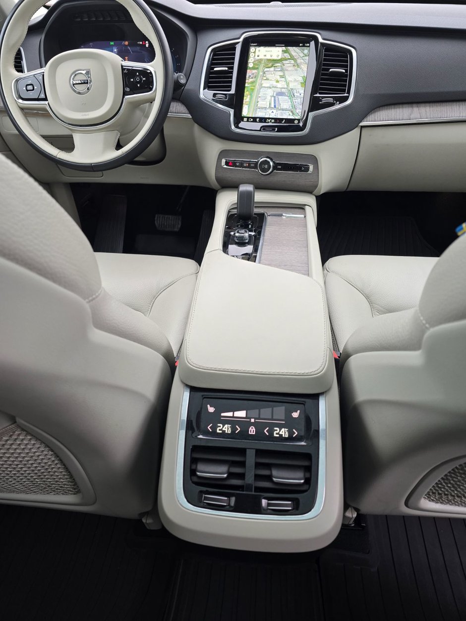 2024 Volvo XC90 PLUS BRIGHT THEME-24