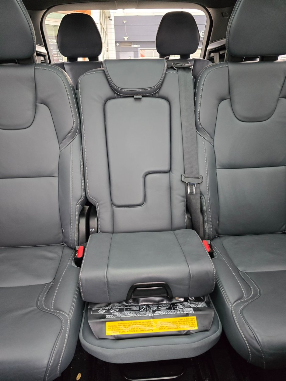 2024 Volvo XC90 ULTIMATE BRIGHT THEME-14