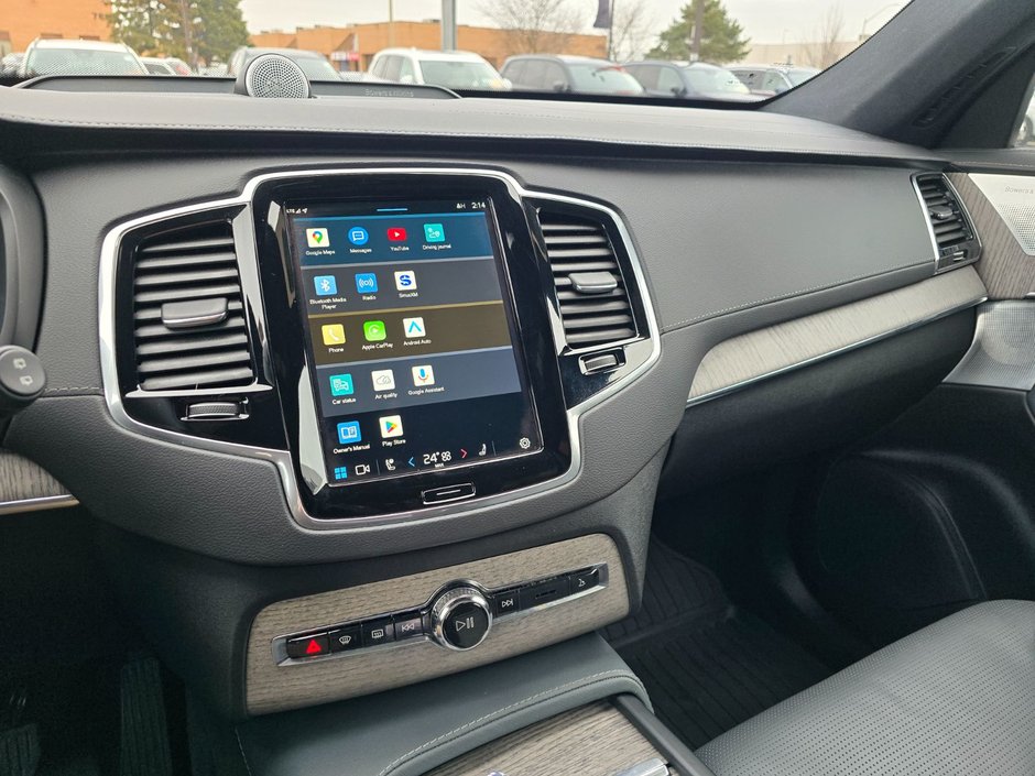 2024 Volvo XC90 ULTIMATE BRIGHT THEME-33