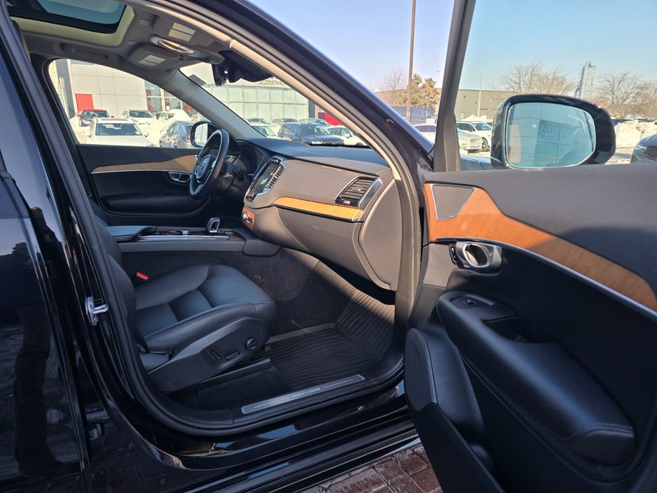 2024 Volvo XC90 PLUS BRIGHT THEME-24