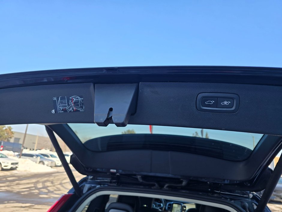 2024 Volvo XC90 PLUS BRIGHT THEME-18