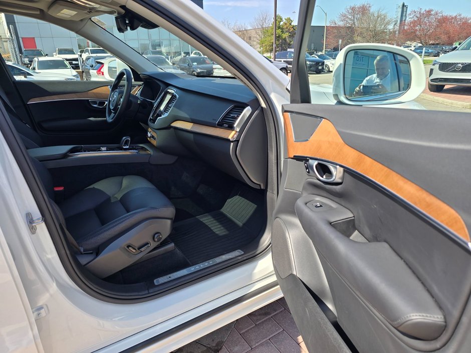 2024 Volvo XC90 PLUS BRIGHT THEME-24