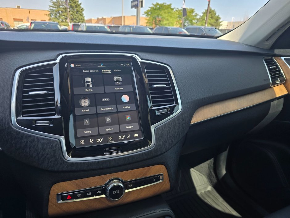 2024 Volvo XC90 PLUS BRIGHT THEME-31