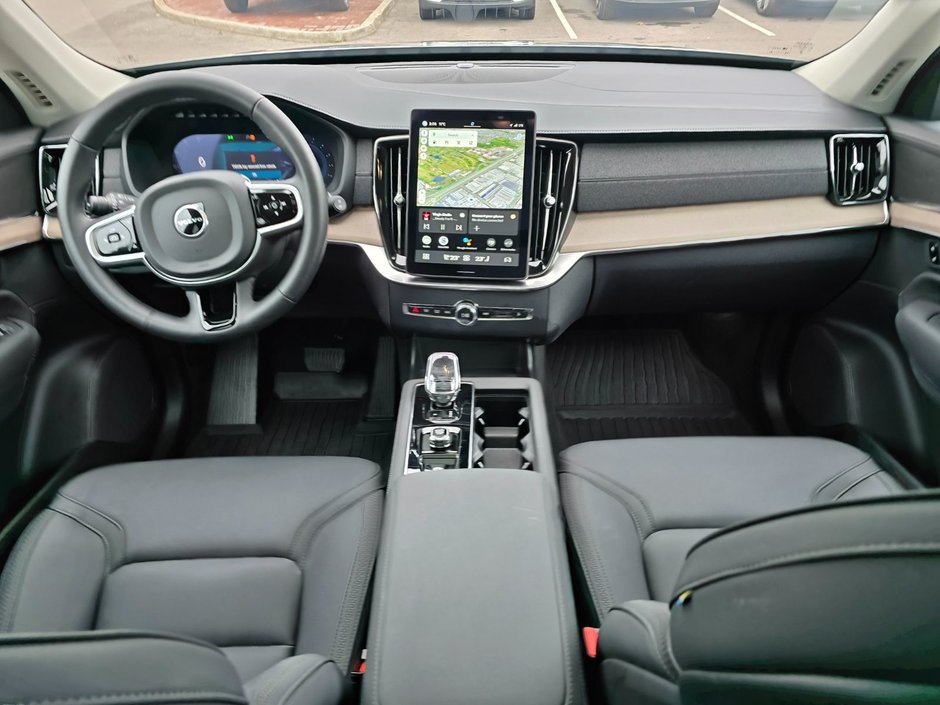 2025 Volvo XC90 CORE BRIGHT THEME-4