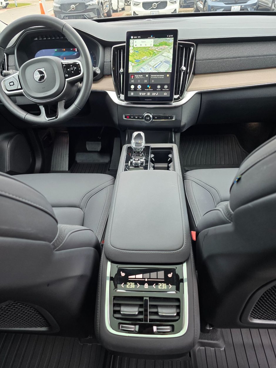 2025 Volvo XC90 CORE BRIGHT THEME-21