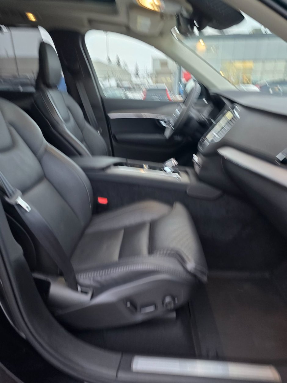 2025 Volvo XC90 ULTRA BRIGHT THEME-24
